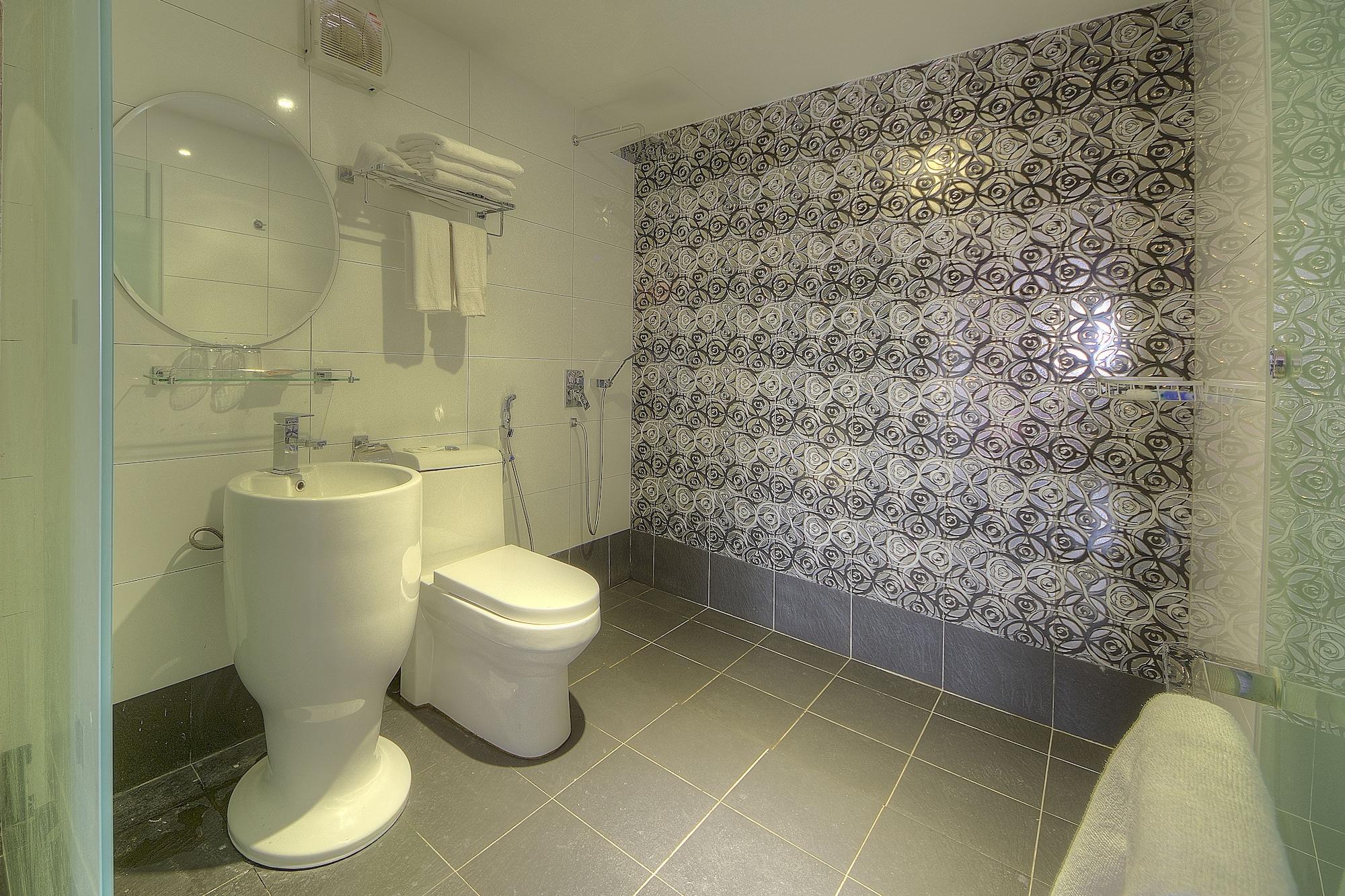 Arenaa Batik Boutique Hotell Kuantan Exteriör bild