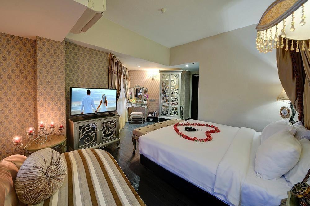 Arenaa Batik Boutique Hotell Kuantan Exteriör bild